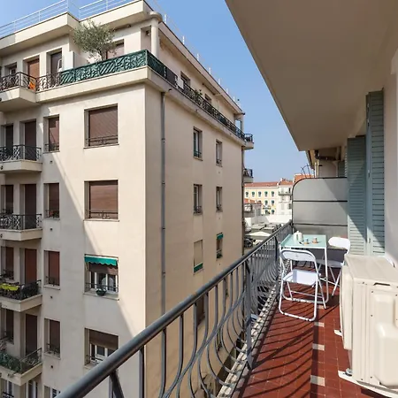 Appartement Ultra Large 2 Bdr Near Massena Square Nice