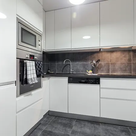 Au 32 Hdp Apartment